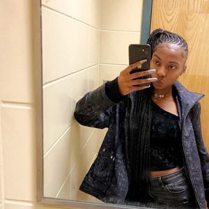 Meet your Posher, Kyana